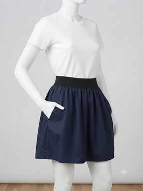 French Atmosphere Navy Mini Skirt with 3” Black Elastic Waist size 2X